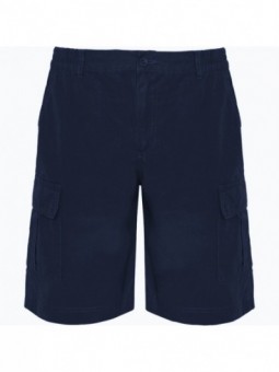 pantalón corto con bolsillos